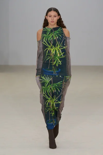 Look 40